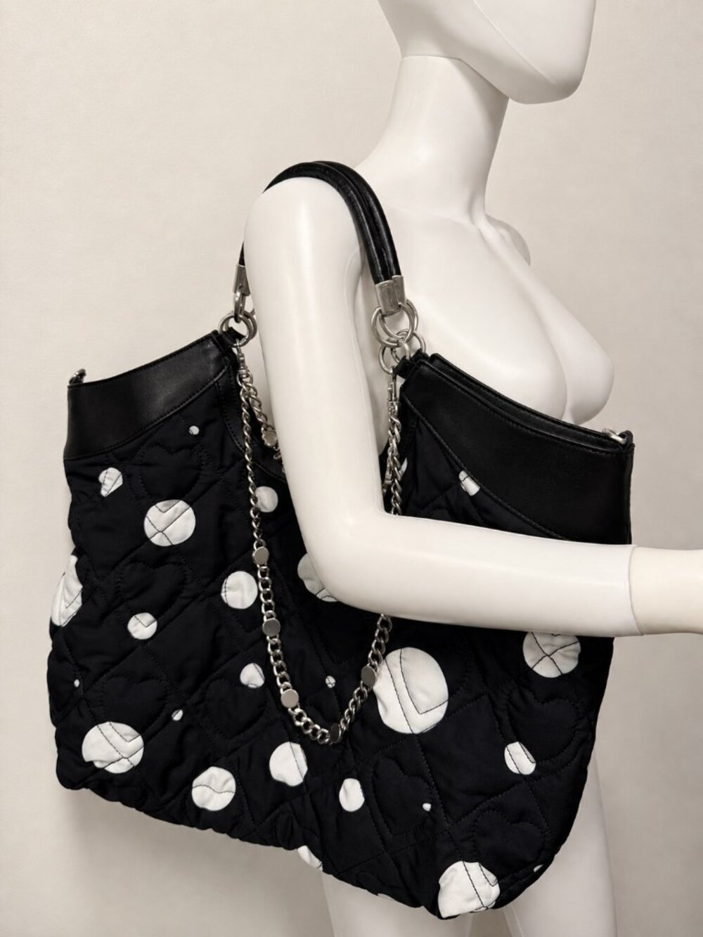 NWT iRoo Large Capacity Black & White Polka Dot Quilted Handbag Tote